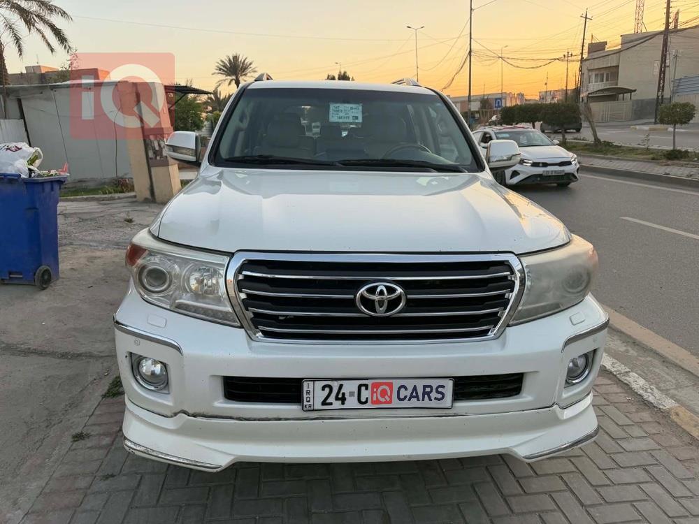 تويوتا لاندكروزر